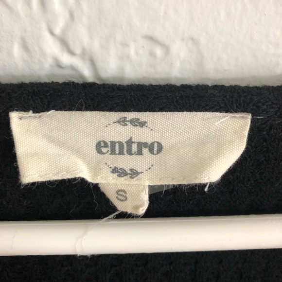 ENTRO Embroidered Floral Waffle Knit Tee S - Picture 5 of 7